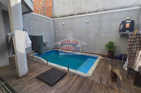 Sobrado para venda, 3 dorms (1 suíte) + Área Gourmet e Piscina por R$ 950.000,00 no Jardim Quaresmeira Iii, Suzano