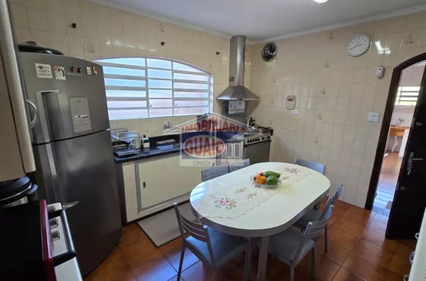 Sobrado à venda com 3 dormitórios (1 suíte) por R$ 760.000,00, no Jardim Anzai, Suzano - Foto 4