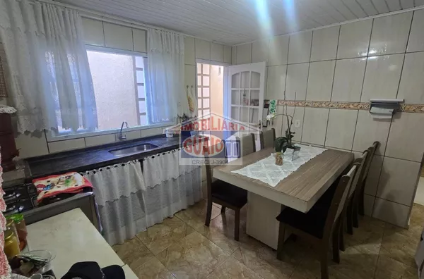 Casa com 2 dormiótios a venda por R$ 350.000,00, no Jardim Suzanópolis, Suzano