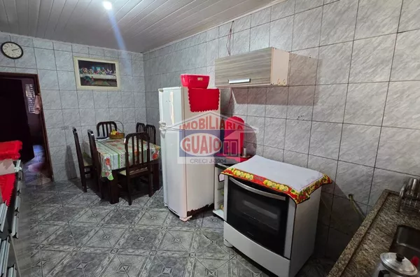 2 Casas para venda com 200 m² de construção por R$ 480.000,00 no Jardim Luella, Suzano