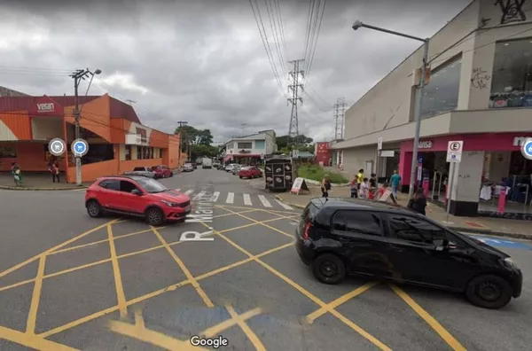 Casas + terreno à venda por R$ 1.800.000 - Centro - Poá/SP - Foto 3