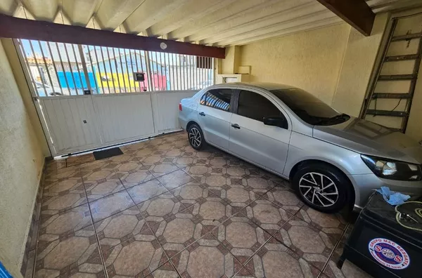 Casa com 2 dormitórios + edícula à venda, 94 m² por R$ 380.000 - Parque Maria Helena - Suzano/SP - Foto 1