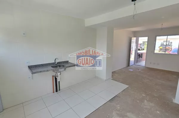 Sobrado para venda com 3 suítes por R$ 780.000,00, Villa dos Jatobás, Parque Santa Rosa, Suzano