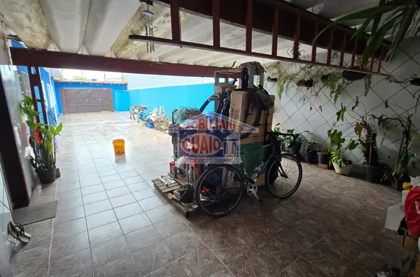 Casa com 3 dormitórios + Salão Comercial à venda por R$ 700.000,00 - Jardim Cacique - Suzano/SP - Foto 2