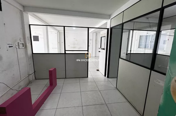 Prédio comercial disponível para locação , localizado na Paulino Vieira, Centro - Itabuna/BA - Foto 5