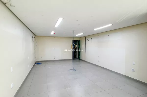 Sala comercial disponível para locação  na  Praça Adami, Centro -Itabuna/BA - Foto 3