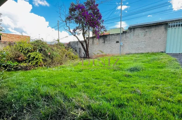 Terreno para venda, com casa construída, no Jardim Das Alterosas 1ª Seção, Betim