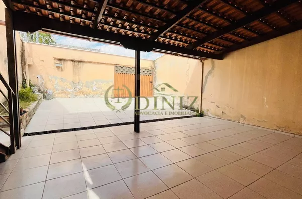 Área frontal (Garagem)