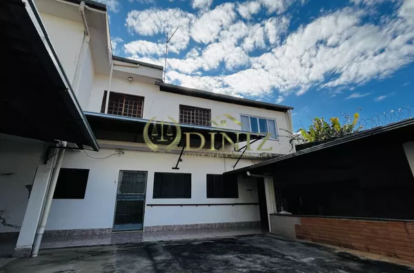 Casa com 4 quartos - À Venda - Foto 1