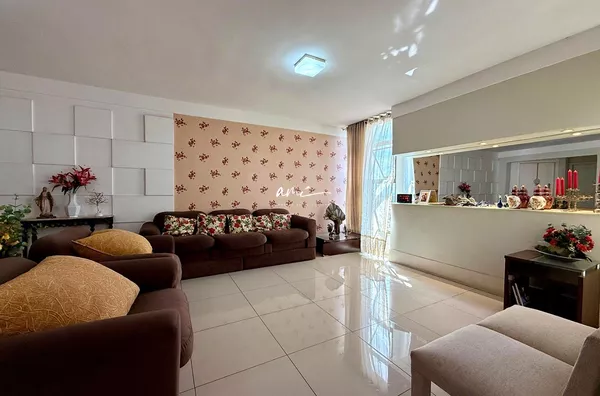 APARTAMENTO À VENDA NA PRAÇA POPULAR, 225 m², 3 SUÍTES, 2 VAGAS DE GARAGEM! - Foto 2
