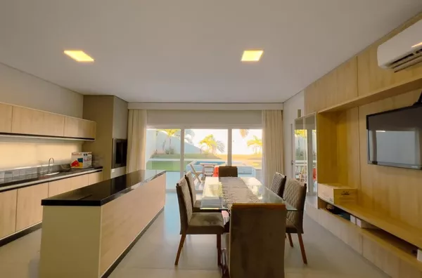 Casa Térrea com 3 Suítes, Gourmet e Piscina no Florais dos Lagos – Cuiabá/MT
