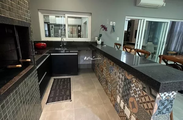 Sobrado de 331 m², mobiliado, com 4 dormitórios e piscina à venda e para locação no Florais dos Lagos – Cuiabá/MT - Foto 11