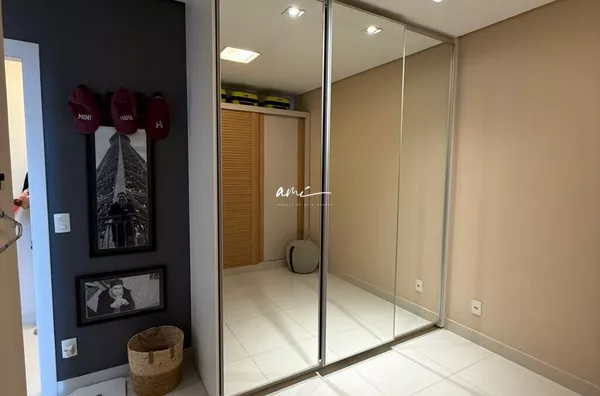 Apartamento de 255 m², mobiliado, com 4 suítes e ampla área social à venda no Edifício Helbor Privilege Goiabeiras – Cuiabá/MT
