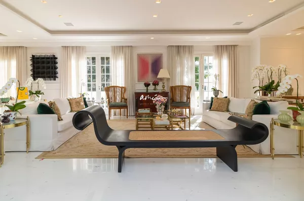 Apartamento 500 m² com 4 Suítes e Automação Completa no Dom João V – Higienópolis/SP