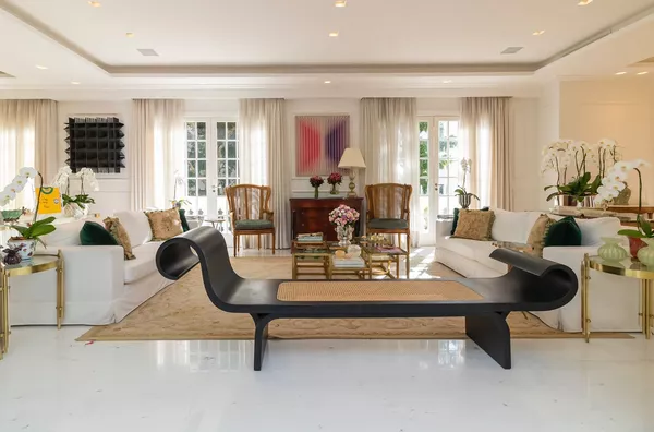 Apartamento 500 m² com 4 Suítes e Automação Completa no Dom João V – Higienópolis/SP