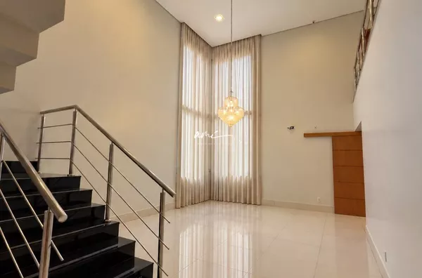 Sobrado de 403 m², com 4 dormitórios, piscina aquecida e living com pé-direito duplo à venda no Condomínio Florais Cuiabá – Cuiabá/MT - Foto 3