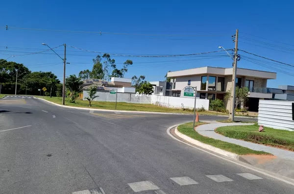 Terreno à venda, 480 m² por R$ 900.000 - Florais do Valle - Cuiabá/MT