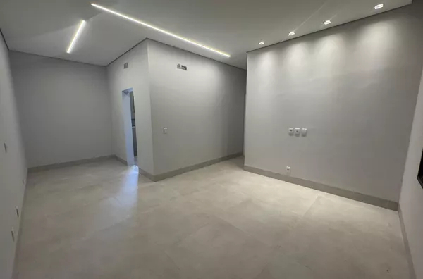 Casa Térrea 164 m² com Piscina e Design Contemporâneo no Florais do Parque – Cuiabá/MT