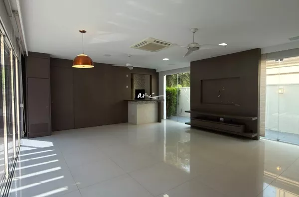Sobrado de 403 m², com 4 dormitórios, piscina aquecida e living com pé-direito duplo à venda no Condomínio Florais Cuiabá – Cuiabá/MT - Foto 5