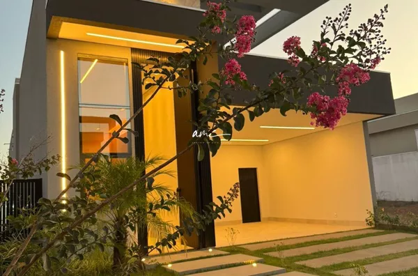 Casa Térrea 164 m² com Piscina e Design Contemporâneo no Florais do Parque – Cuiabá/MT