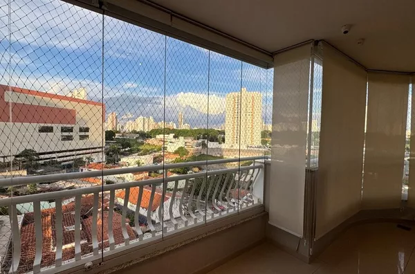 Apartamento de 134 m², mobiliado, com 3 suítes, sacada gourmet e 3 vagas de garagem à venda no Edifício Jardins de Provence – Cuiabá/MT
