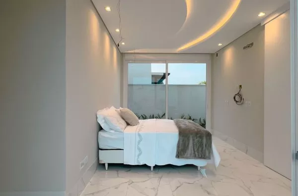 Casa Assinada por Aquiles Kílaris com 3 Suítes, Piscina e Gourmet no Florais Itália – Cuiabá/MT