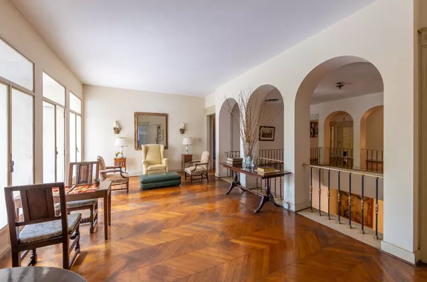 Mansão Scarpa – Palacete Histórico de 1.400 m² no Jardim América, São Paulo/SP