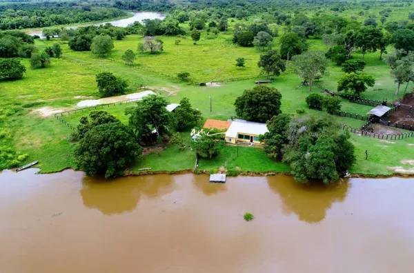 Fazenda Pecuária 3.302 ha com Estrutura Completa no Pantanal de Poconé – MT
