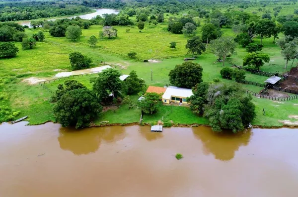 Fazenda Pecuária 3.302 ha com Estrutura Completa no Pantanal de Poconé – MT