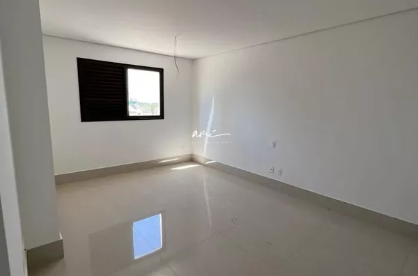 Apartamento 274 m² com 4 Suítes, 4 Vagas e Lazer Completo no Edifício Royal President – Cuiabá/MT