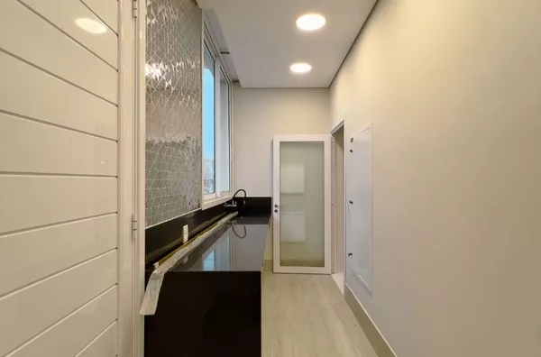 Casa Assinada por Aquiles Kílaris com 3 Suítes, Piscina e Gourmet no Florais Itália – Cuiabá/MT