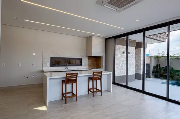 Casa com 4 dormitórios à venda, 263 m² por R$ 2.950.000,00 - Florais Do Parque - Cuiabá/MT