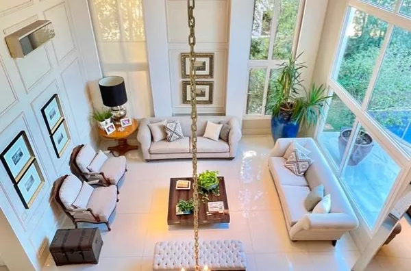 Sobrado Neoclássico 530 m² com Piscina e Espaço Gourmet no Alphaville – Cuiabá/MT