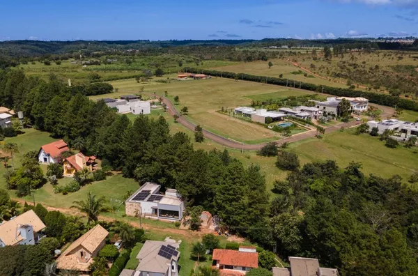 Terreno plano de 1.925 m² com vista para o vale à venda no Condomínio Mandala – Chapada dos Guimarães/MT