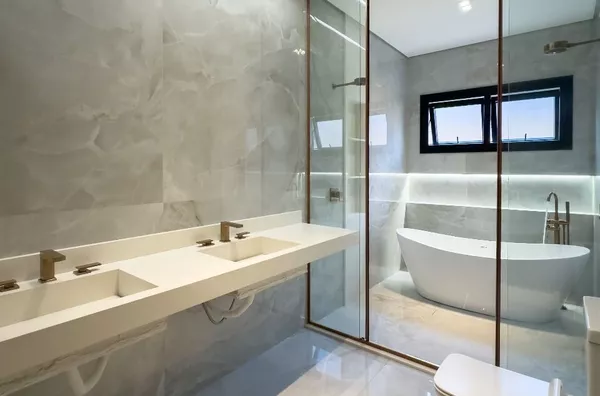 Casa Térrea 447 m² com Piscina Automatizada e Sistema de Automação Completa no Supremo Itália – Cuiabá/MT