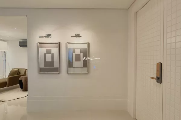 Apartamento de 441 m² com 5 suítes, elevador privativo e conceito de casa suspensa à venda no Edifício Forest Hill – Cuiabá/MT