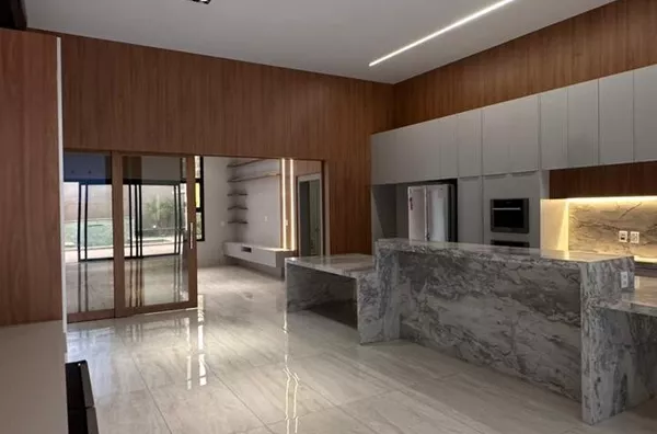 Casa para venda, 5 quarto(s),  Condomínio Villa Jardim, Cuiabá