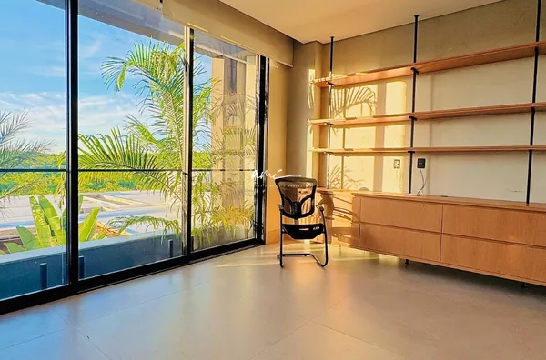 Sobrado de 380 m² com automação completa e 4 suítes à venda no condomínio Villa Jardim – Cuiabá/MT