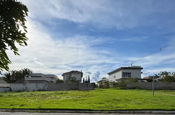 Terreno de 632 m² com testada de 22 metros à venda no Florais do Valle – Cuiabá/MT
