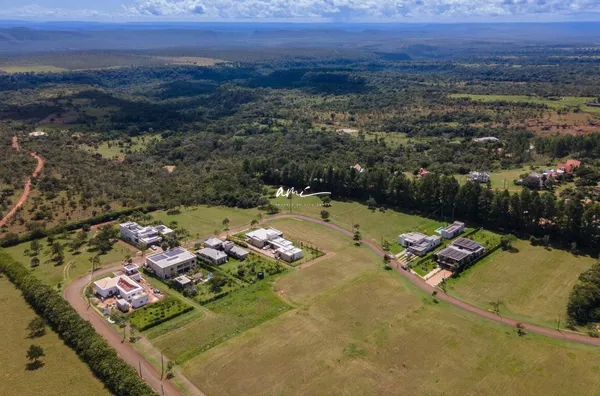 Terreno plano de 1.925 m² com vista para o vale à venda no Condomínio Mandala – Chapada dos Guimarães/MT