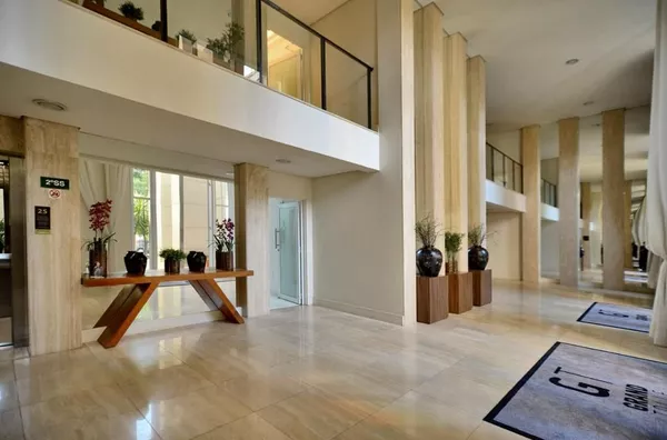 Apartamento 231 m² com 4 Suítes e Varanda Gourmet no Edifício Grand Tolle – Vista para a Serra da Cantareira