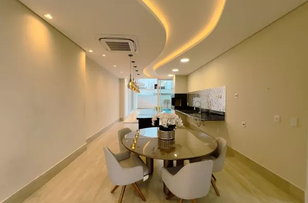 Casa Assinada por Aquiles Kílaris com 3 Suítes, Piscina e Gourmet no Florais Itália – Cuiabá/MT