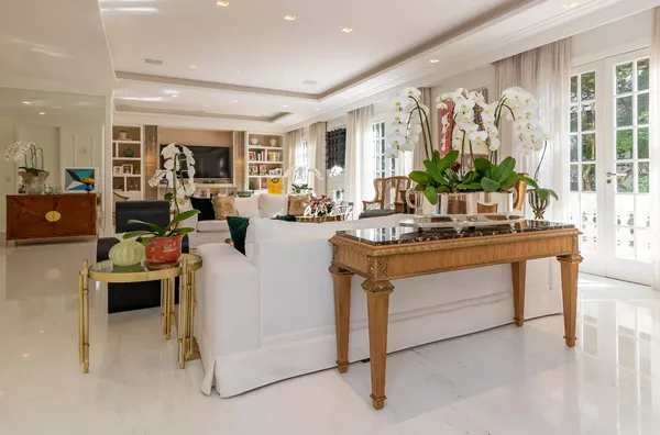 Apartamento 500 m² com 4 Suítes e Automação Completa no Dom João V – Higienópolis/SP