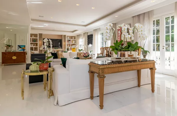Apartamento 500 m² com 4 Suítes e Automação Completa no Dom João V – Higienópolis/SP
