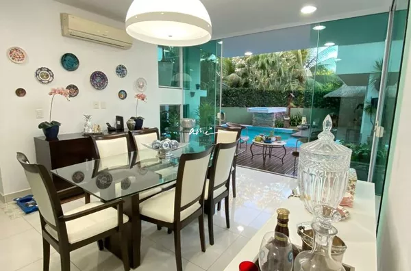 Sobrado 415 m² com Piscina e Energia Solar no Florais Cuiabá – Cuiabá/MT