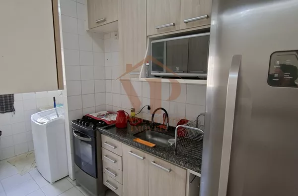 Apartamento com sacada e piscina no condomínio com excelente preço - Foto 2