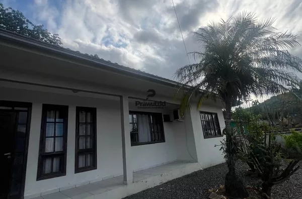 Casa para venda, 4 quarto(s),  Boehmerwald, Joinville