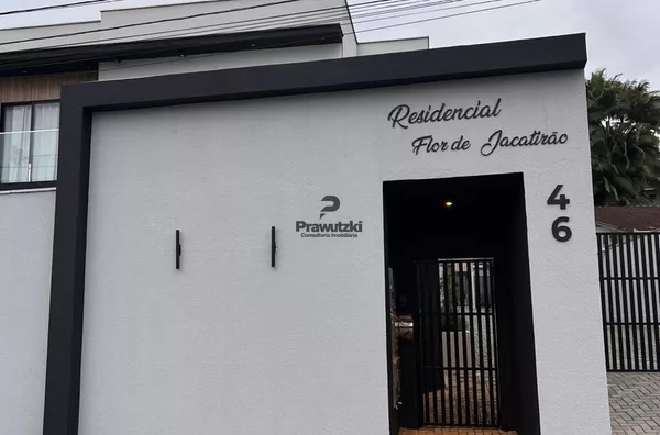 Sobrado para venda, 3 quarto(s),  Santa Catarina, Joinville