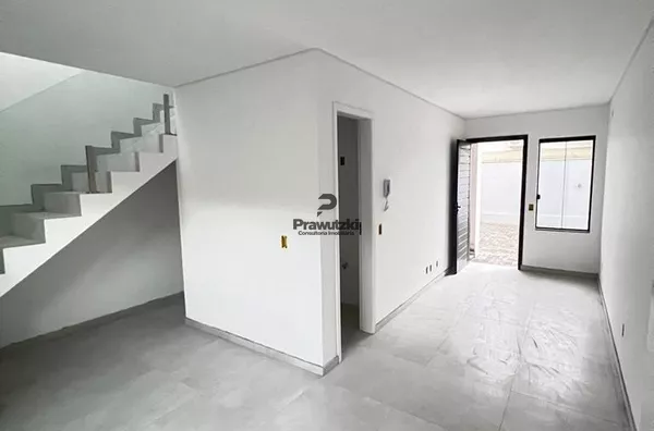 Sobrado para venda, 3 quarto(s),  Santa Catarina, Joinville