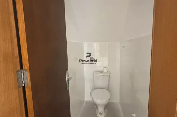 Sobrado para venda, 3 quarto(s),  Espinheiros, Joinville